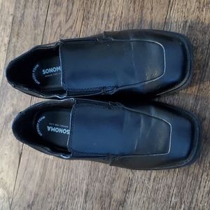 Boys dress shoes